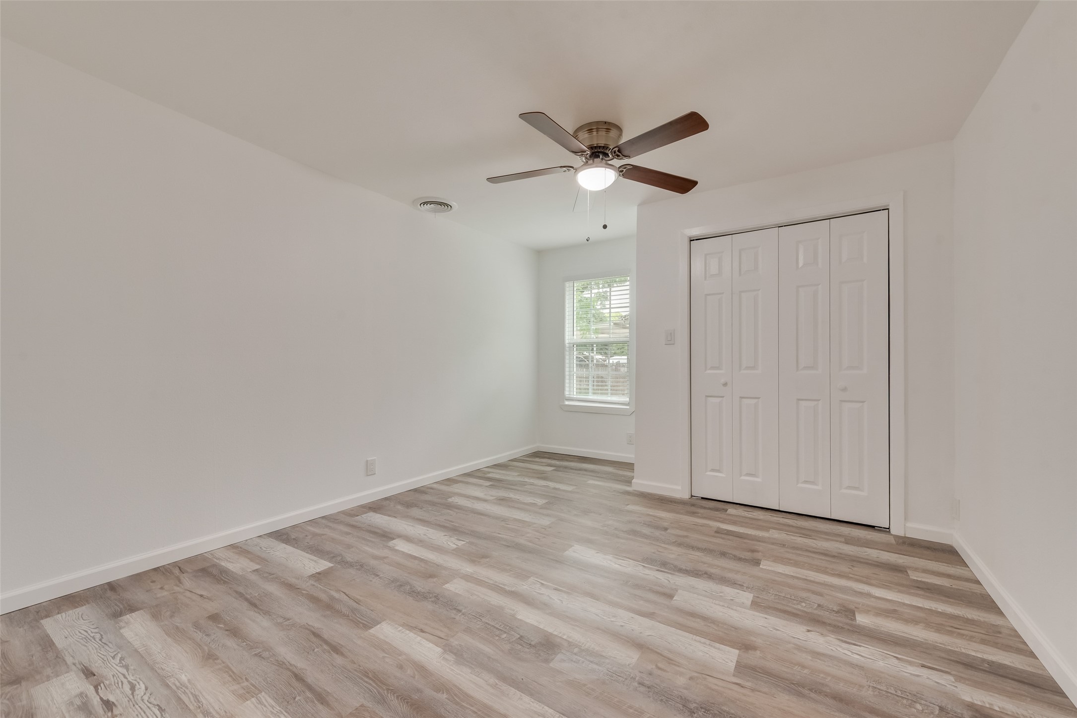 4501 Sabelle Lane Haltom City TX 76117