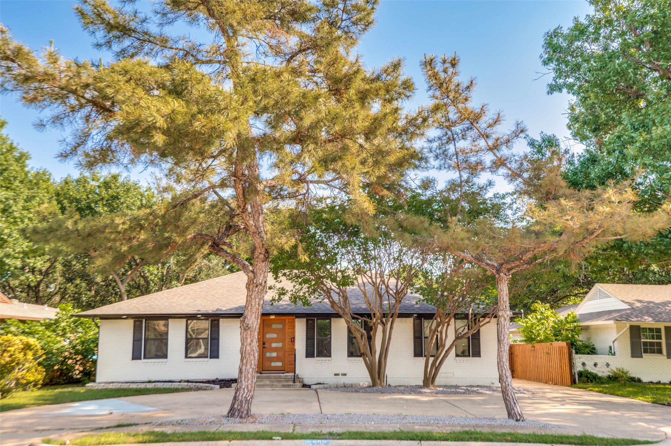6329 E Lovers Lane Dallas TX 75214