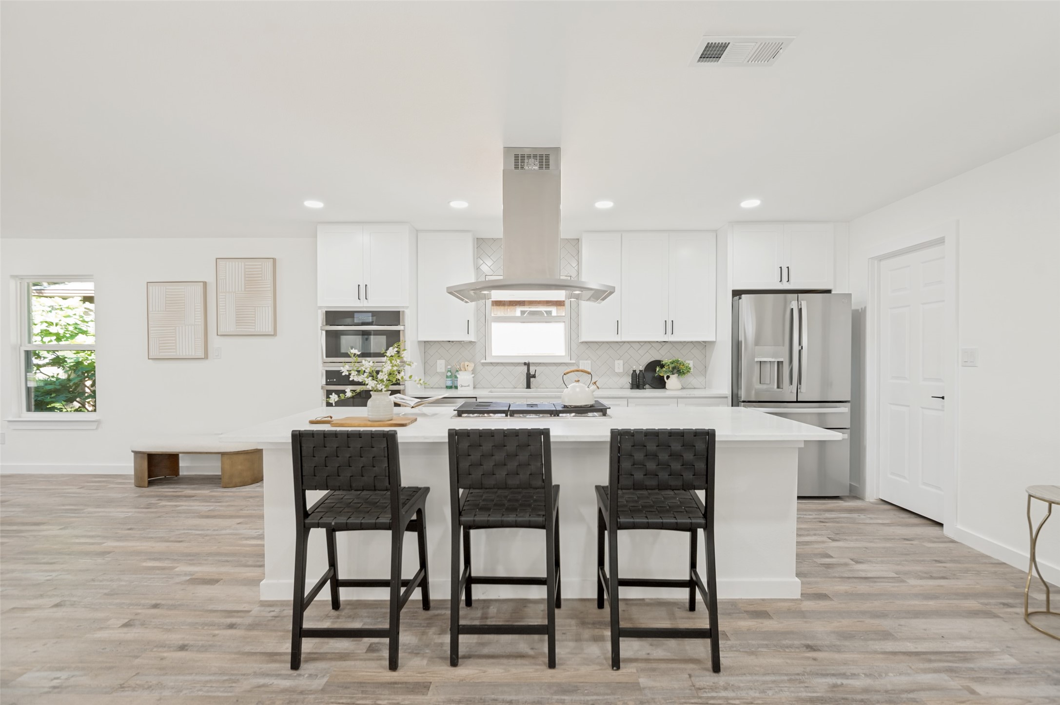 6329 E Lovers Lane Dallas TX 75214