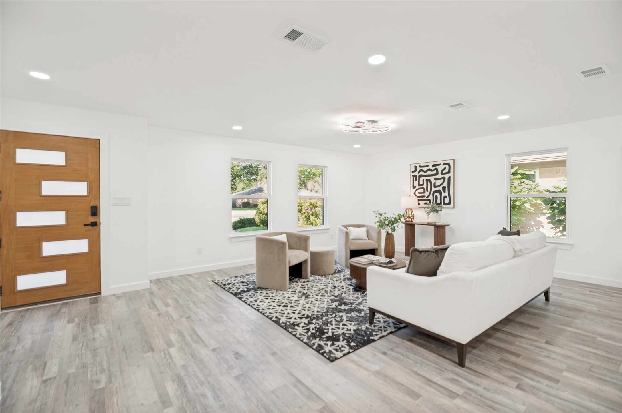 6329 E Lovers Lane Dallas TX 75214