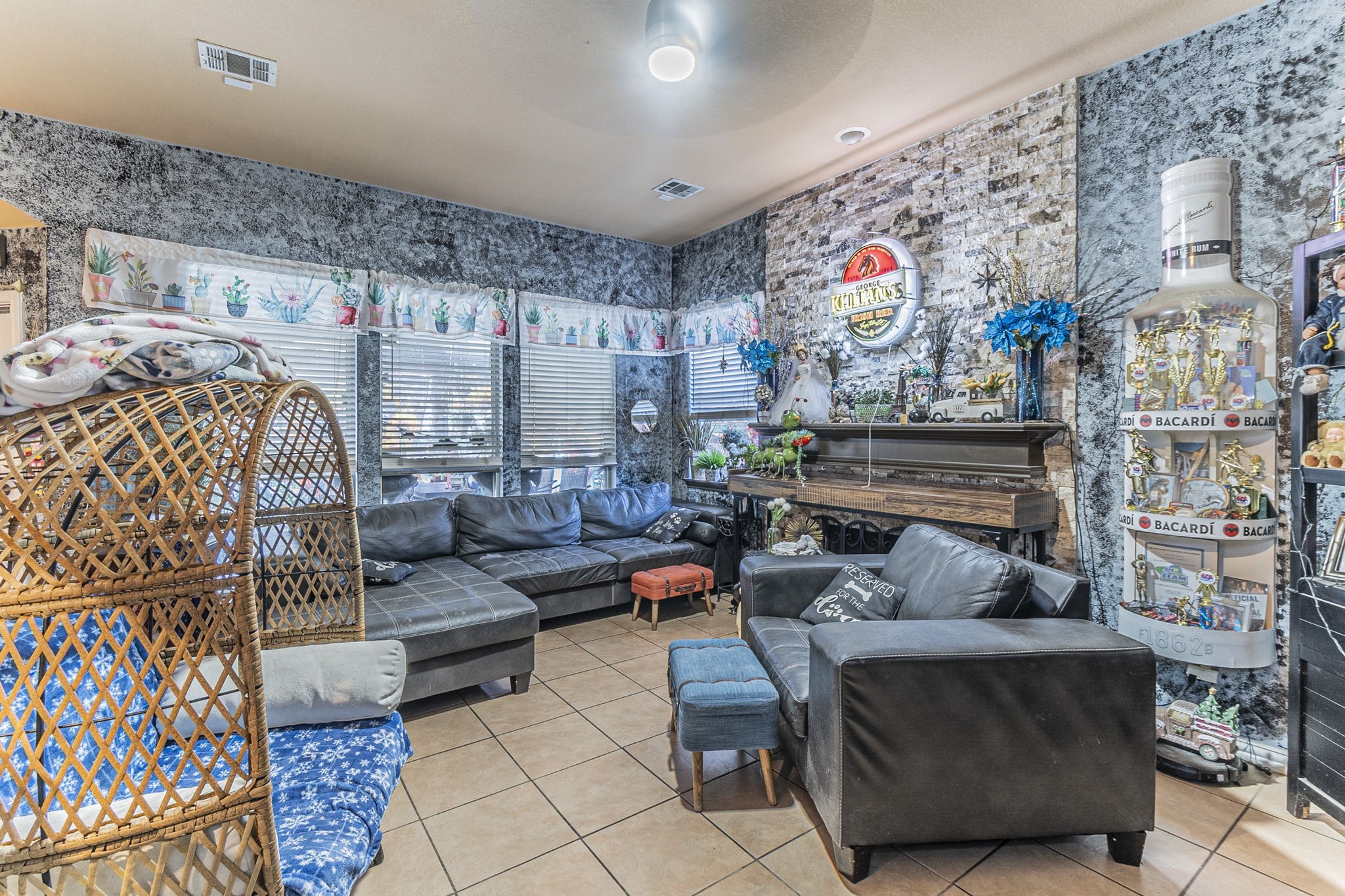7043 Echo Lake Court Arlington TX 76001