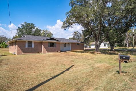 915 N Spring Street Grand Saline TX 75140