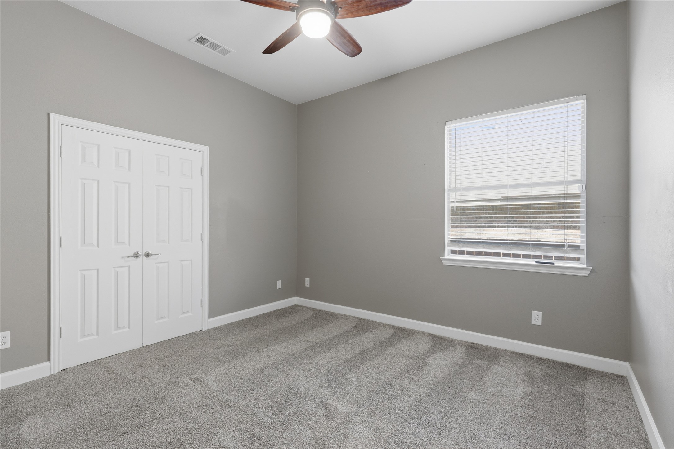 1733 White Cap Court Desoto TX 75115