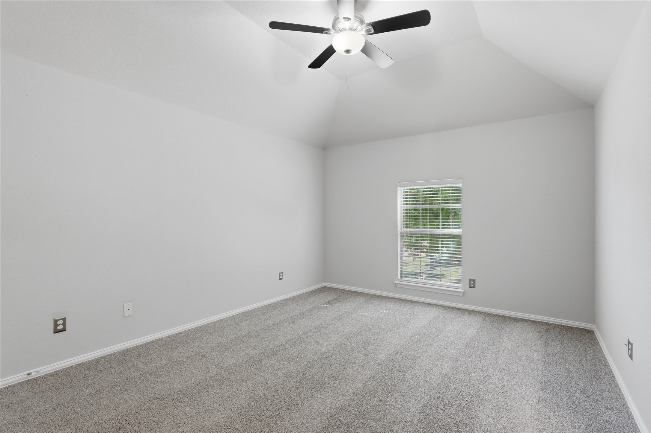 1733 White Cap Court Desoto TX 75115