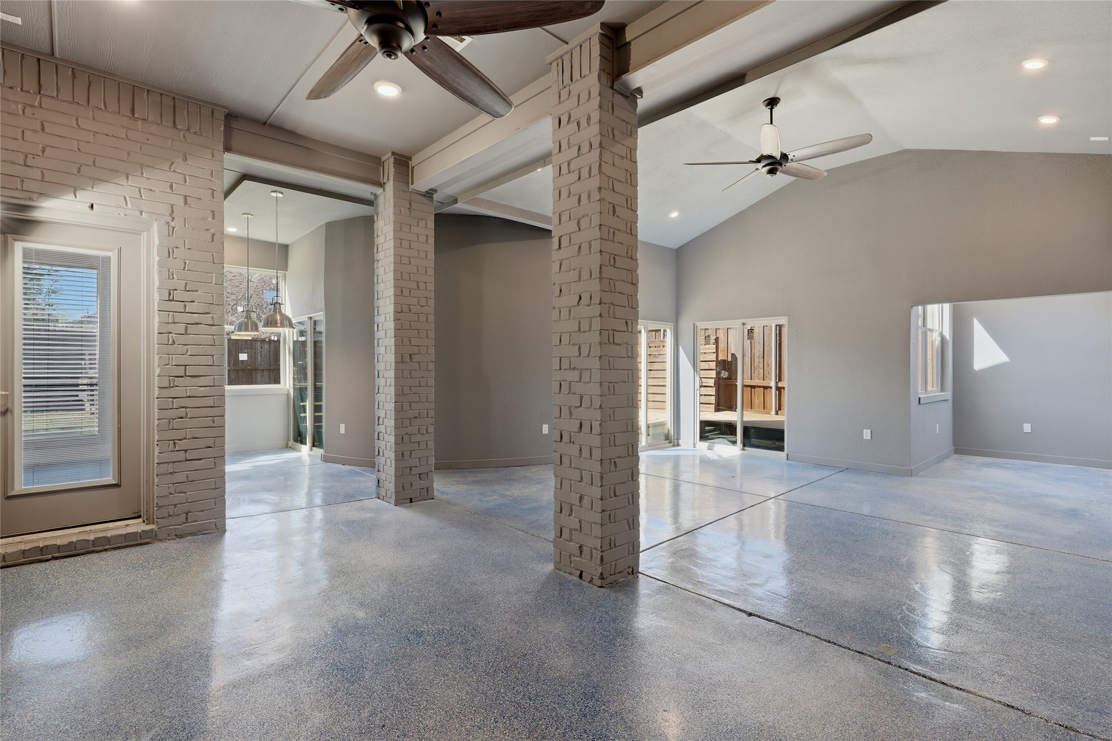 1733 White Cap Court Desoto TX 75115