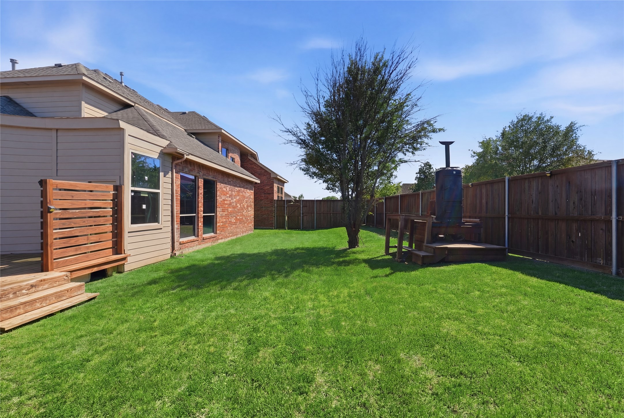 1733 White Cap Court Desoto TX 75115