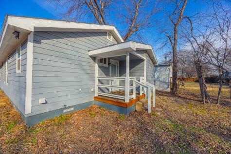 4042 Ladale Drive Dallas TX 75212