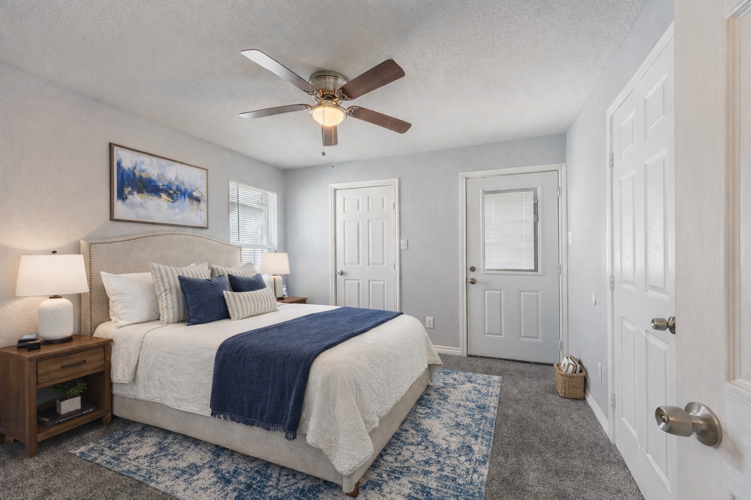 4042 Ladale Drive Dallas TX 75212