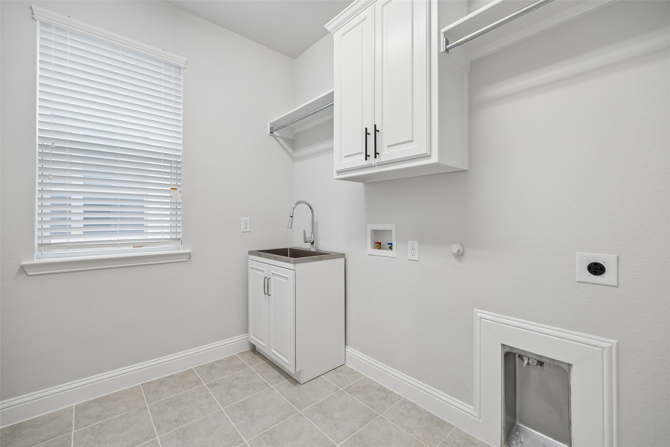 8303 Mint Mews Frisco TX 75035