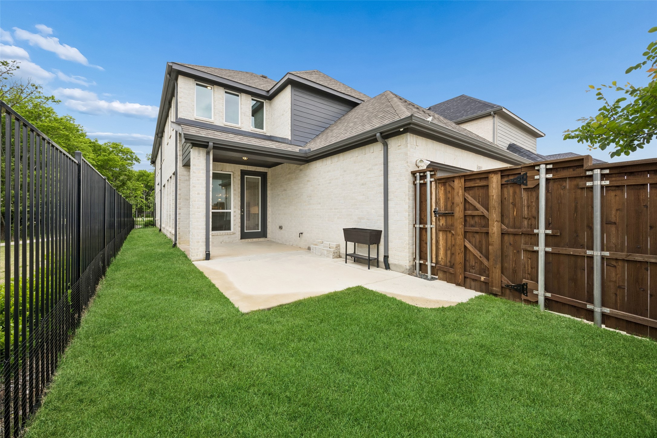 8303 Mint Mews Frisco TX 75035
