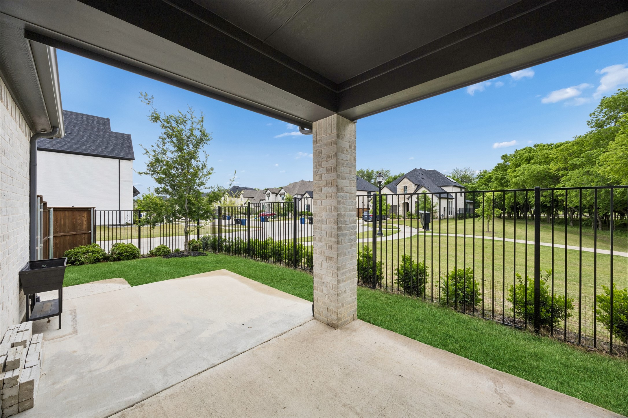 8303 Mint Mews Frisco TX 75035