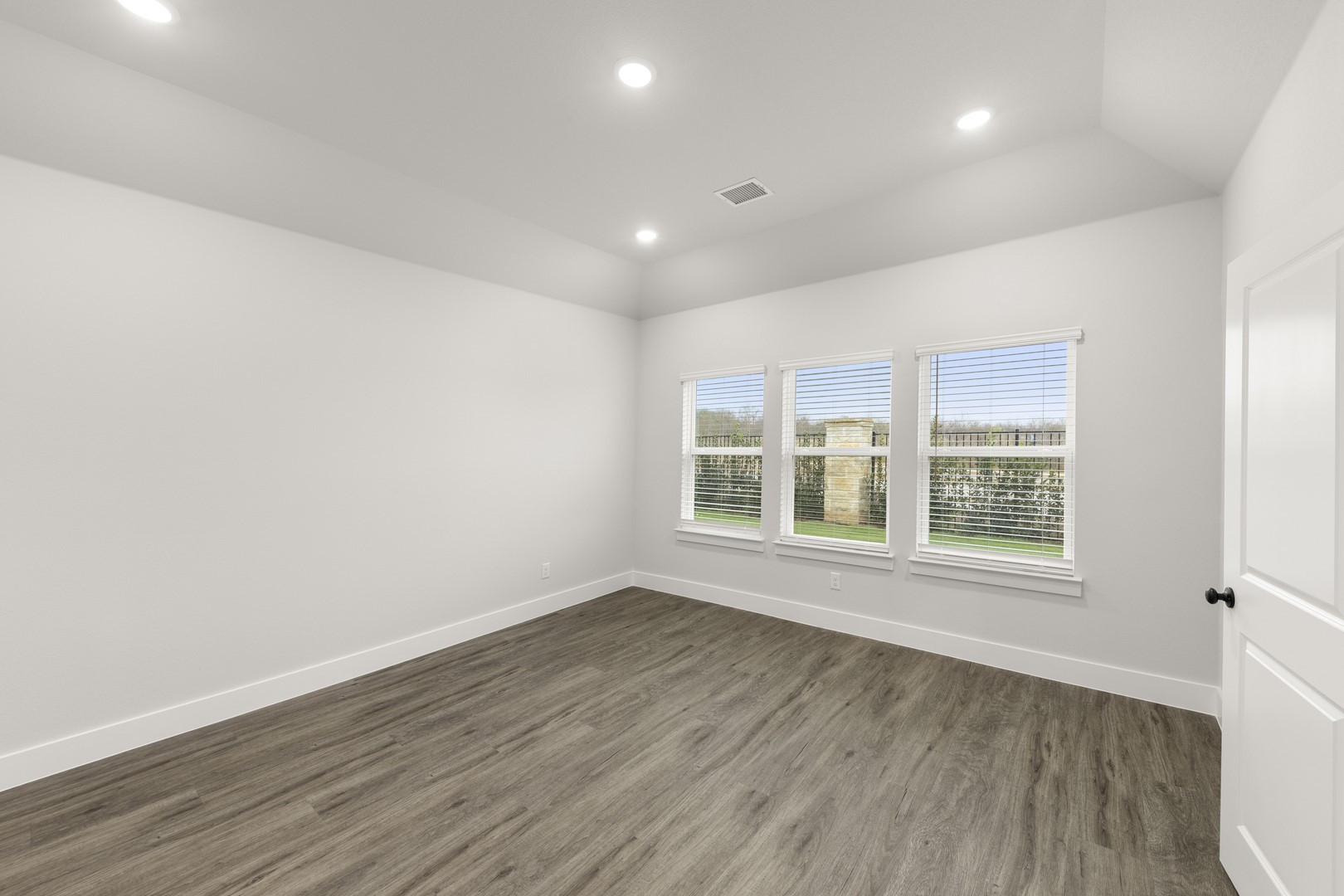 1921 Sapphire Run Mesquite TX 75181