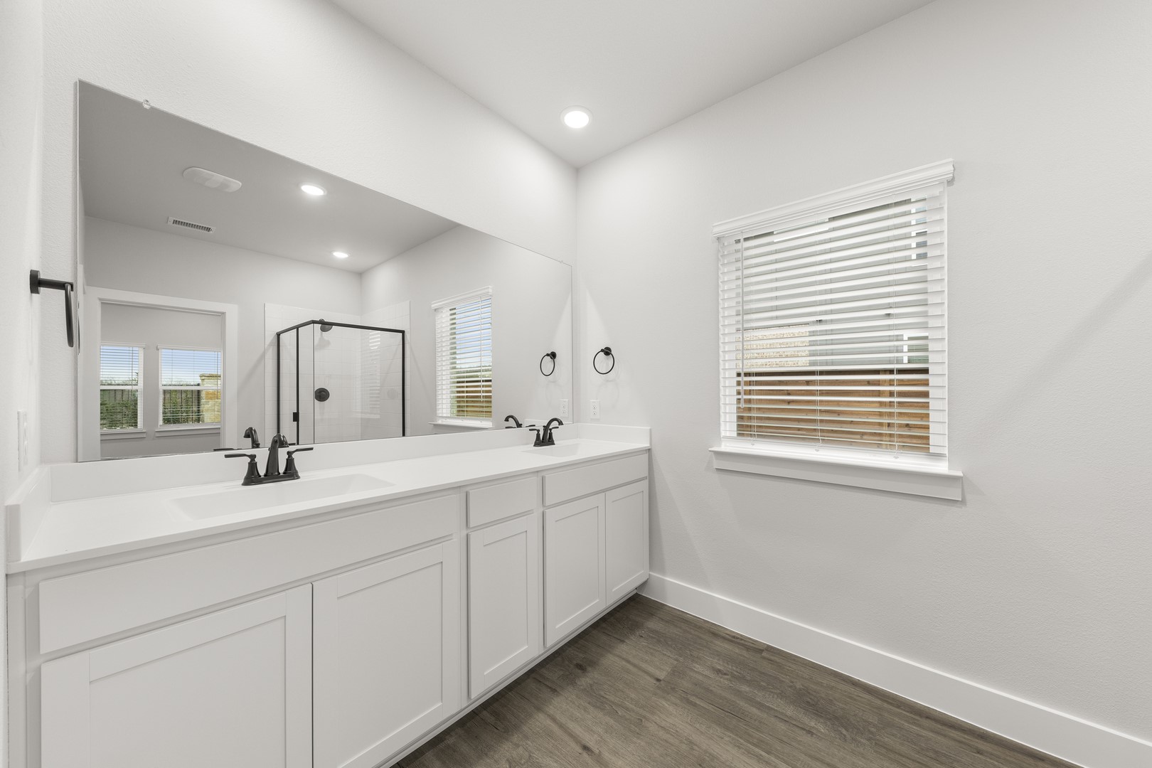 1921 Sapphire Run Mesquite TX 75181