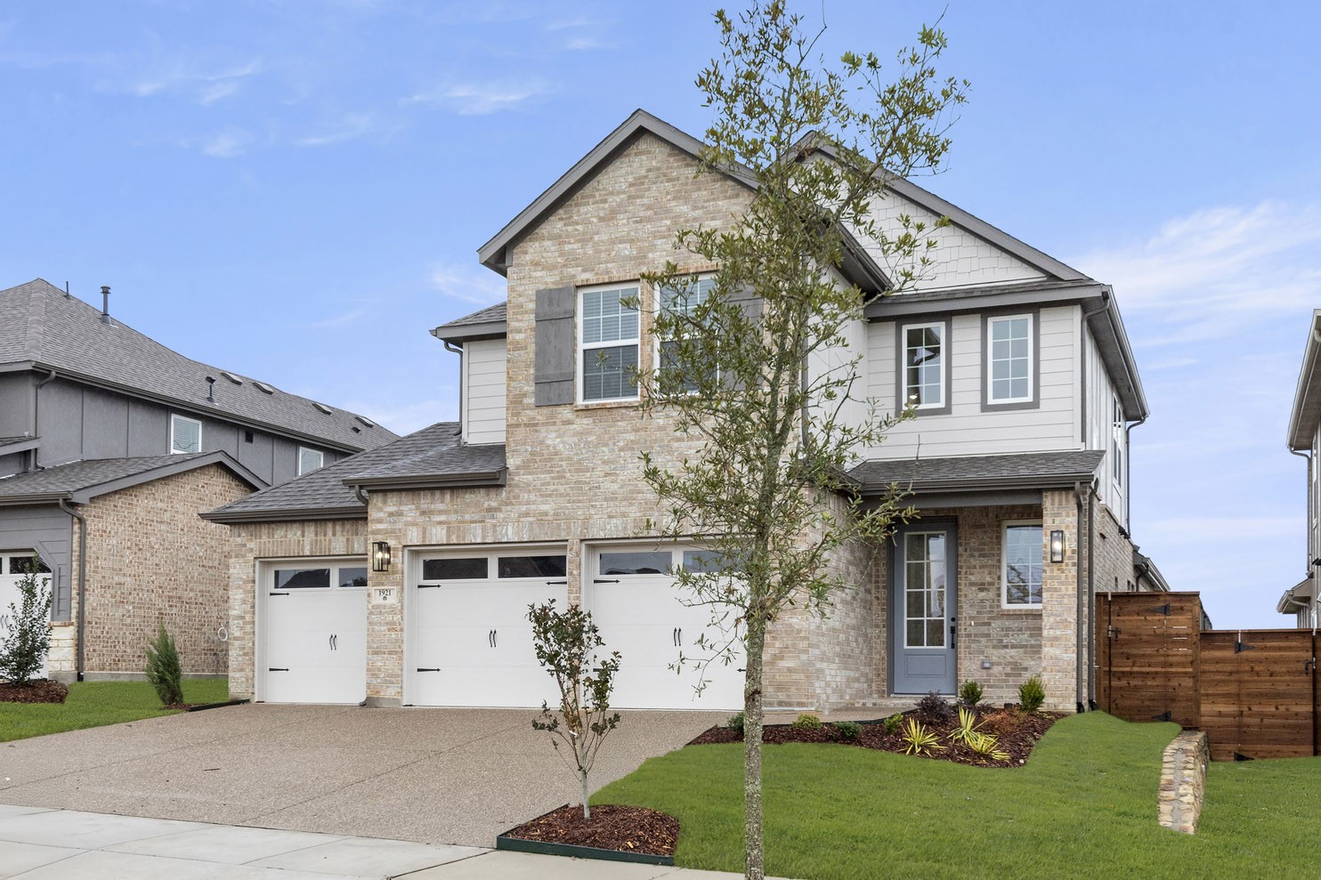 1921 Sapphire Run Mesquite TX 75181