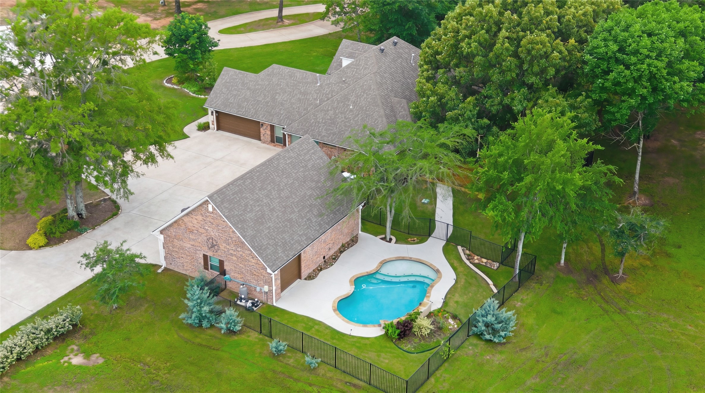 271 Private Road 5943 Yantis TX 75497