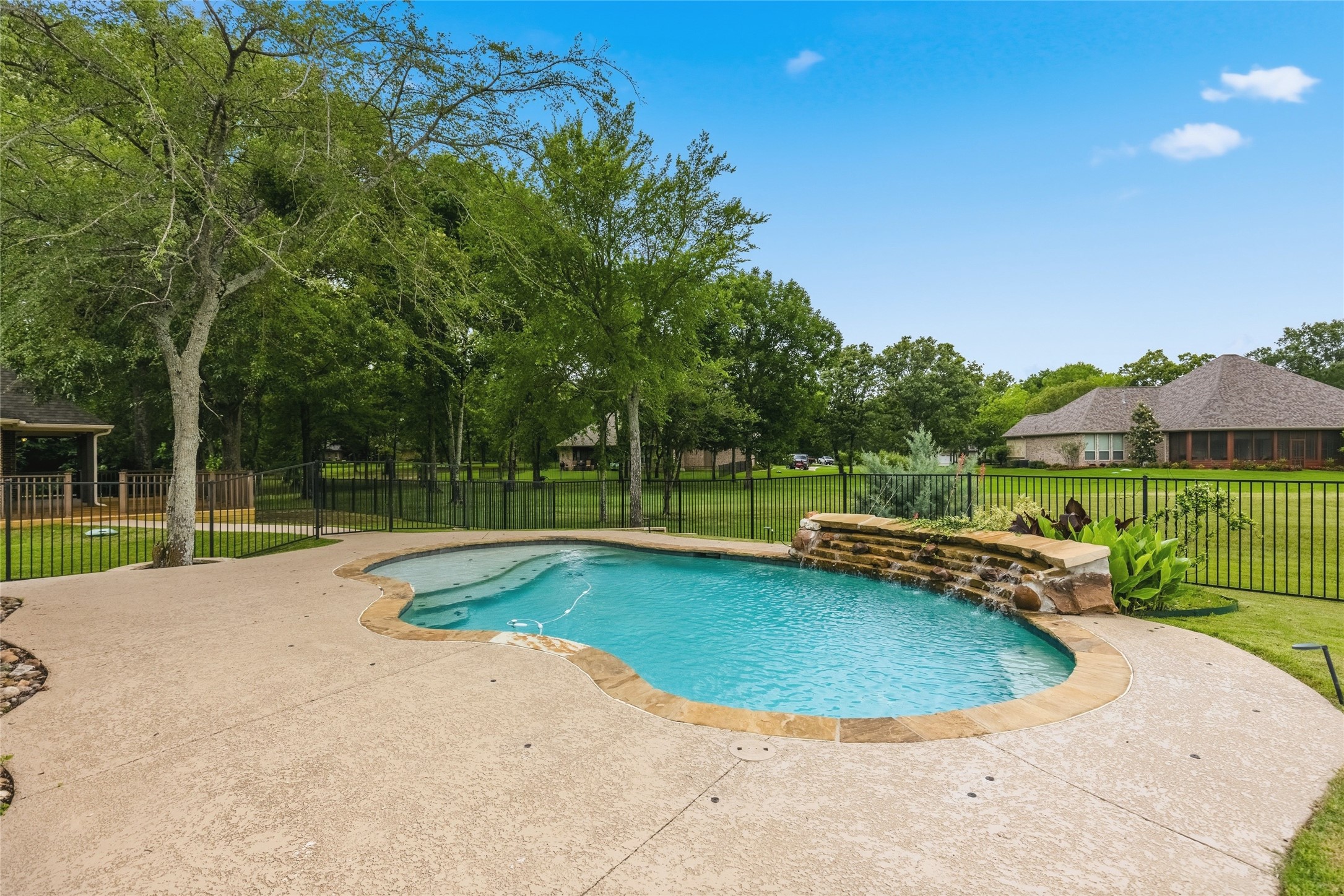 271 Private Road 5943 Yantis TX 75497