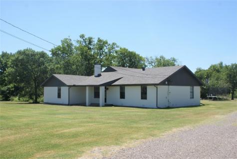 1128 E Sumpter Street Mexia TX 76667