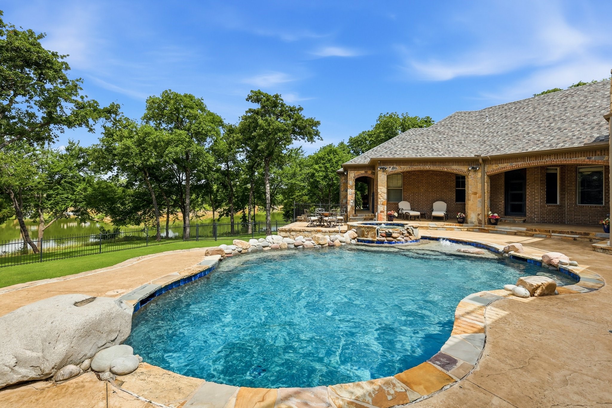 7 Hillview Court Hickory Creek TX 75065
