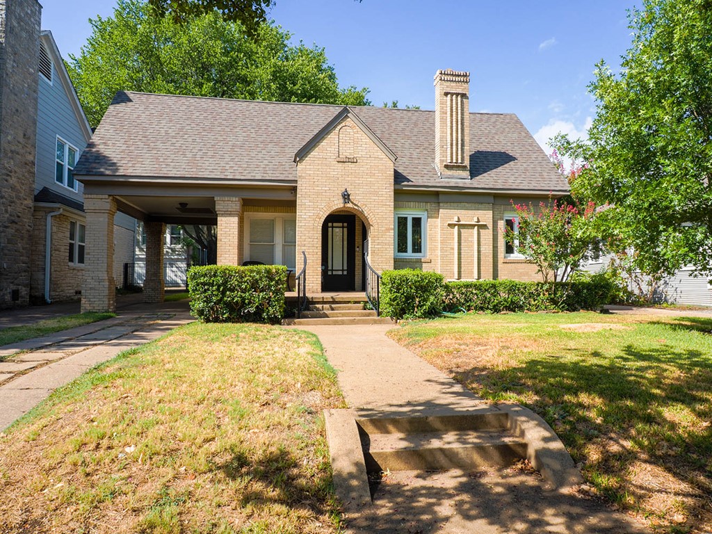 1522 Kings Highway Dallas TX 75208