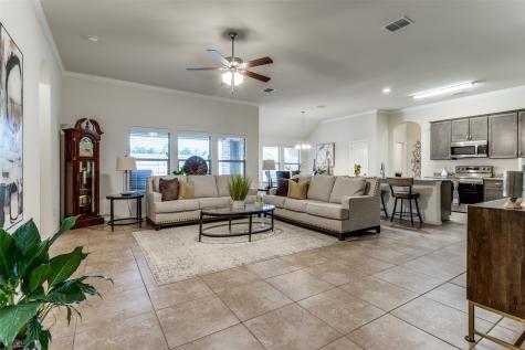 2204 Lakeshore Lane Glenn Heights TX 75154
