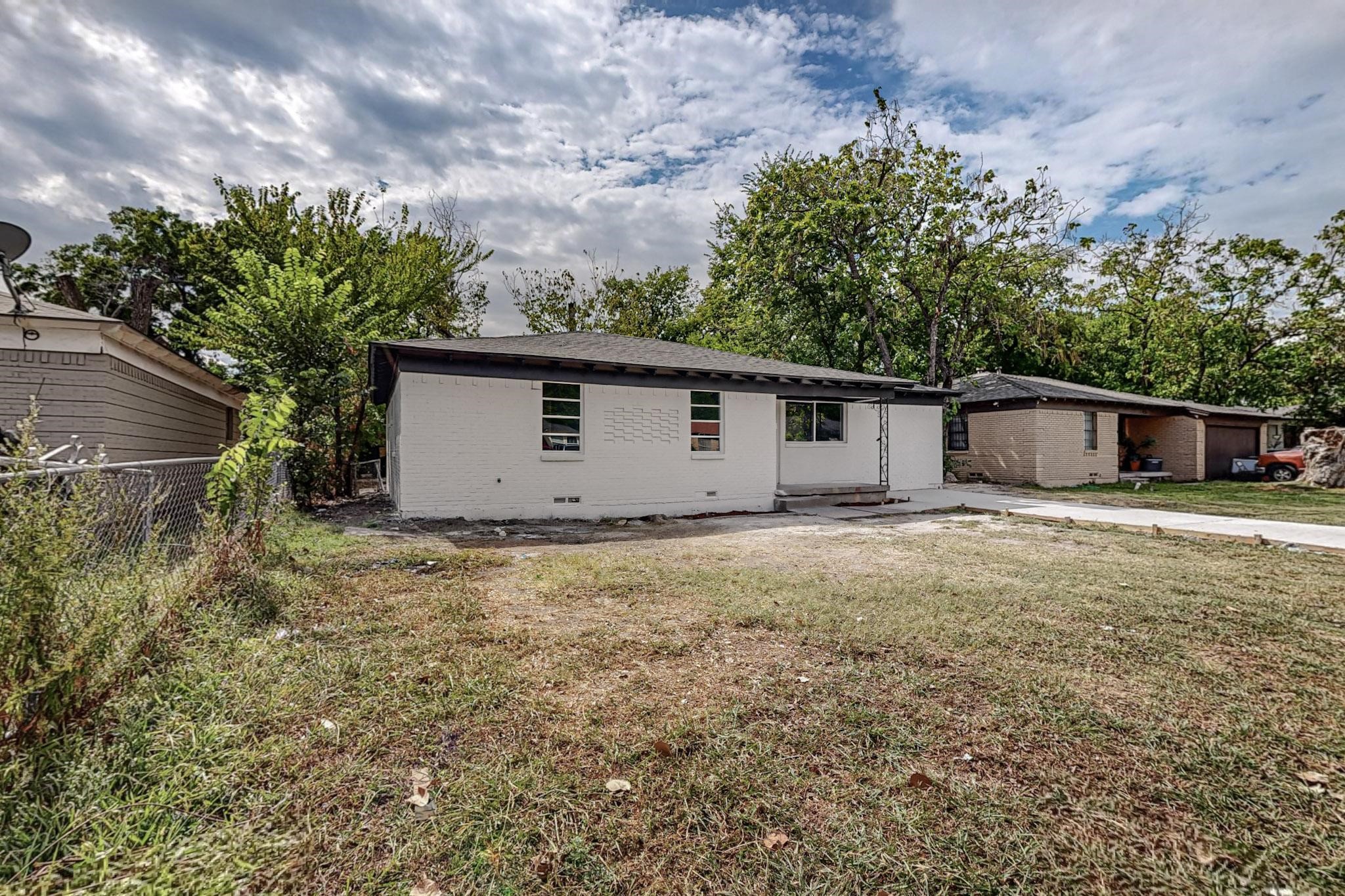 429 Bolero Avenue Dallas TX 75217