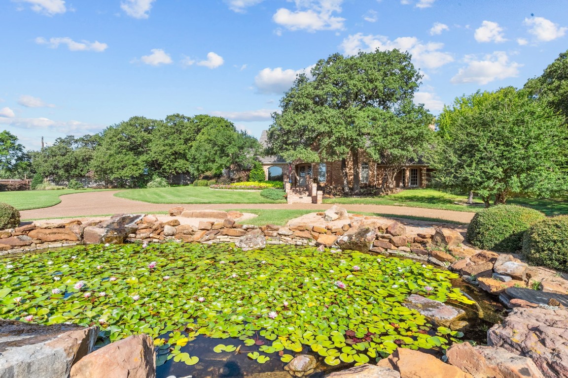 1372 Woodbrook Lane Southlake TX 76092