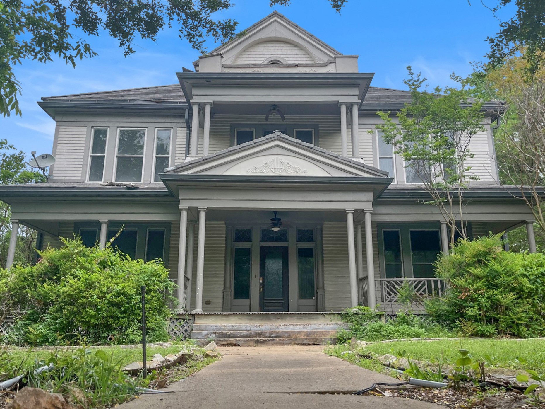 402 E Grand Street Whitewright TX 75491