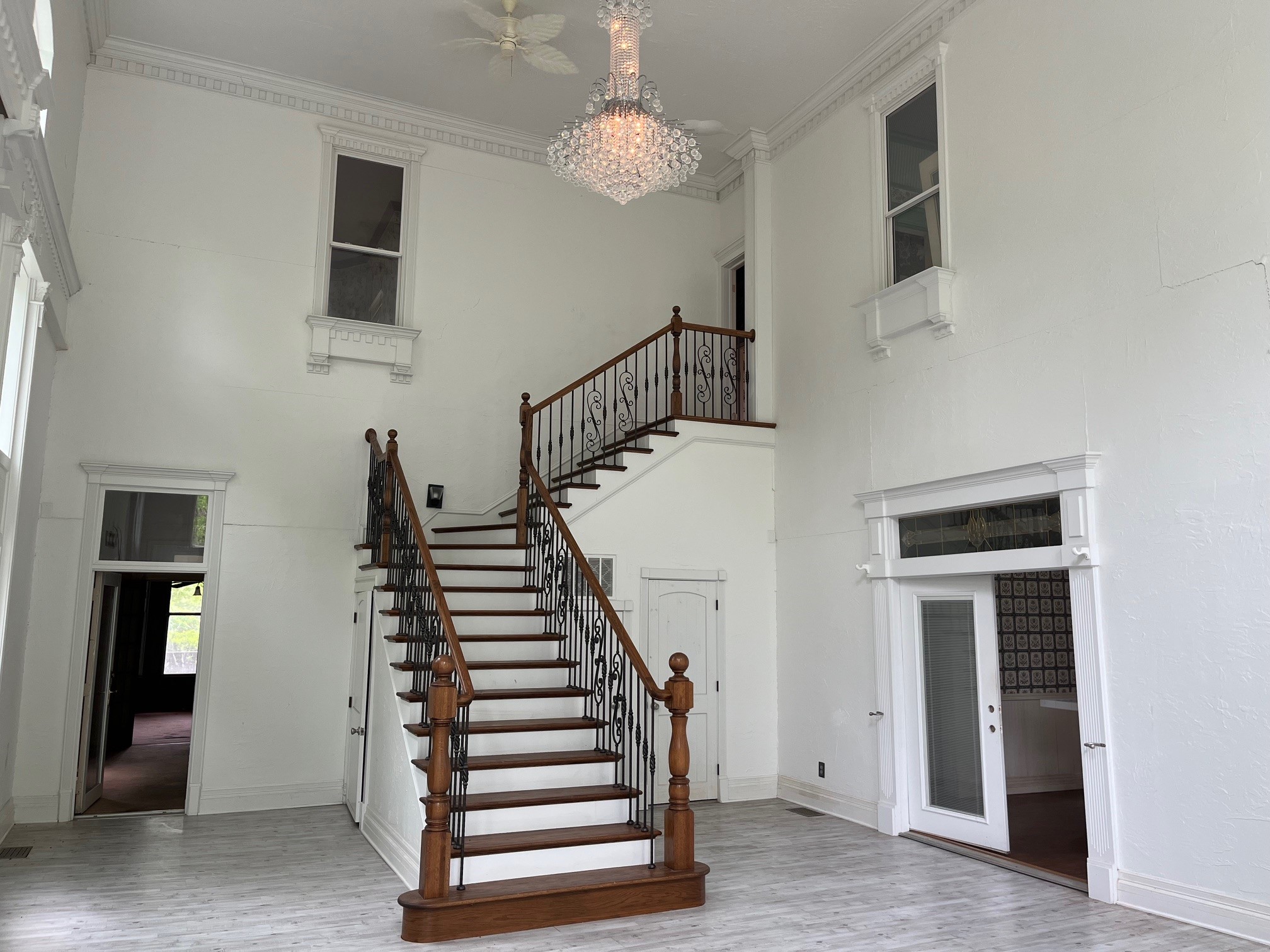 402 E Grand Street Whitewright TX 75491