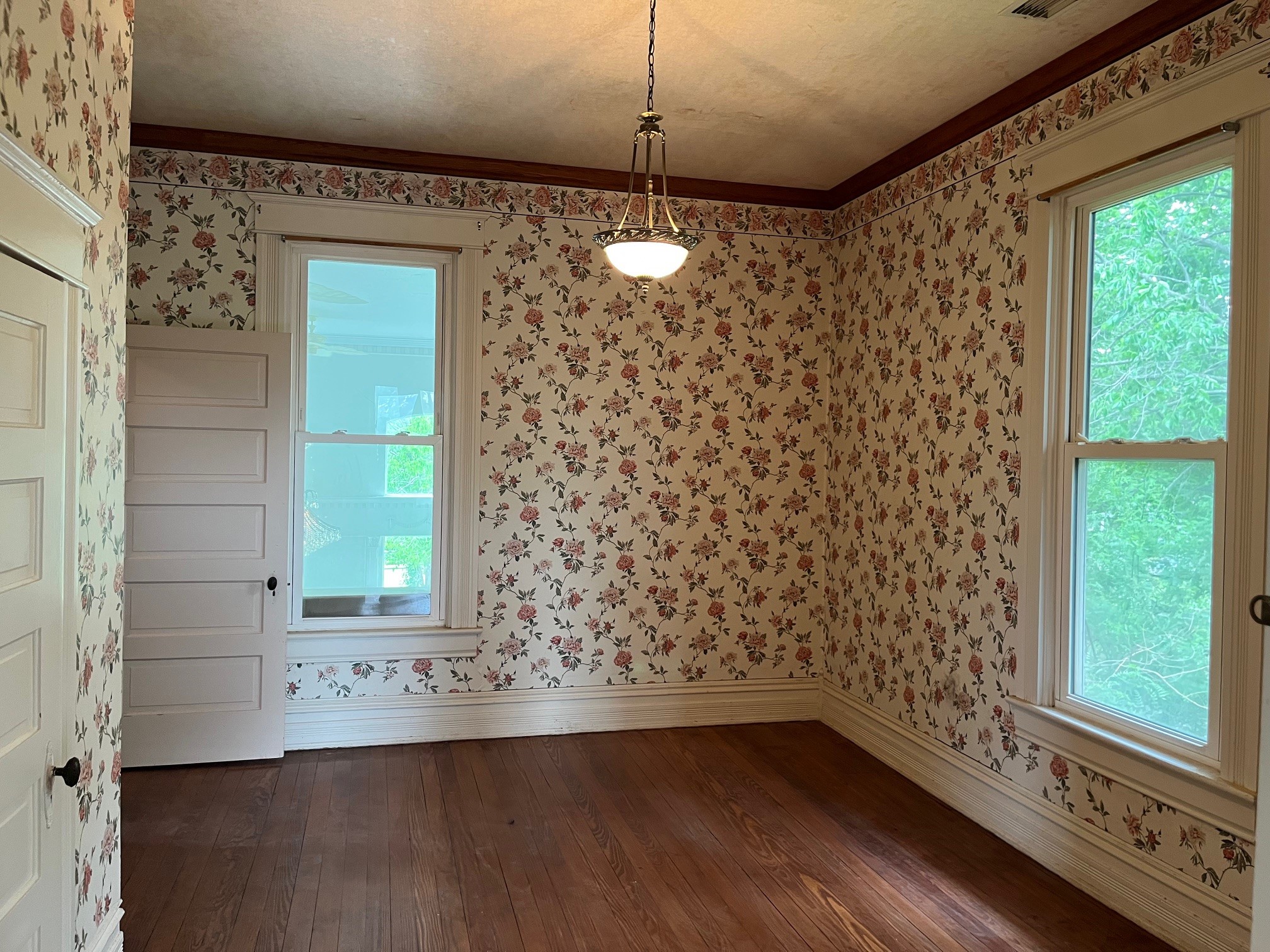 402 E Grand Street Whitewright TX 75491