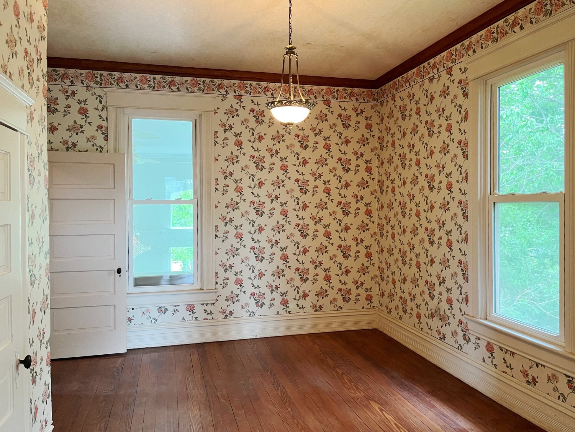 402 E Grand Street Whitewright TX 75491