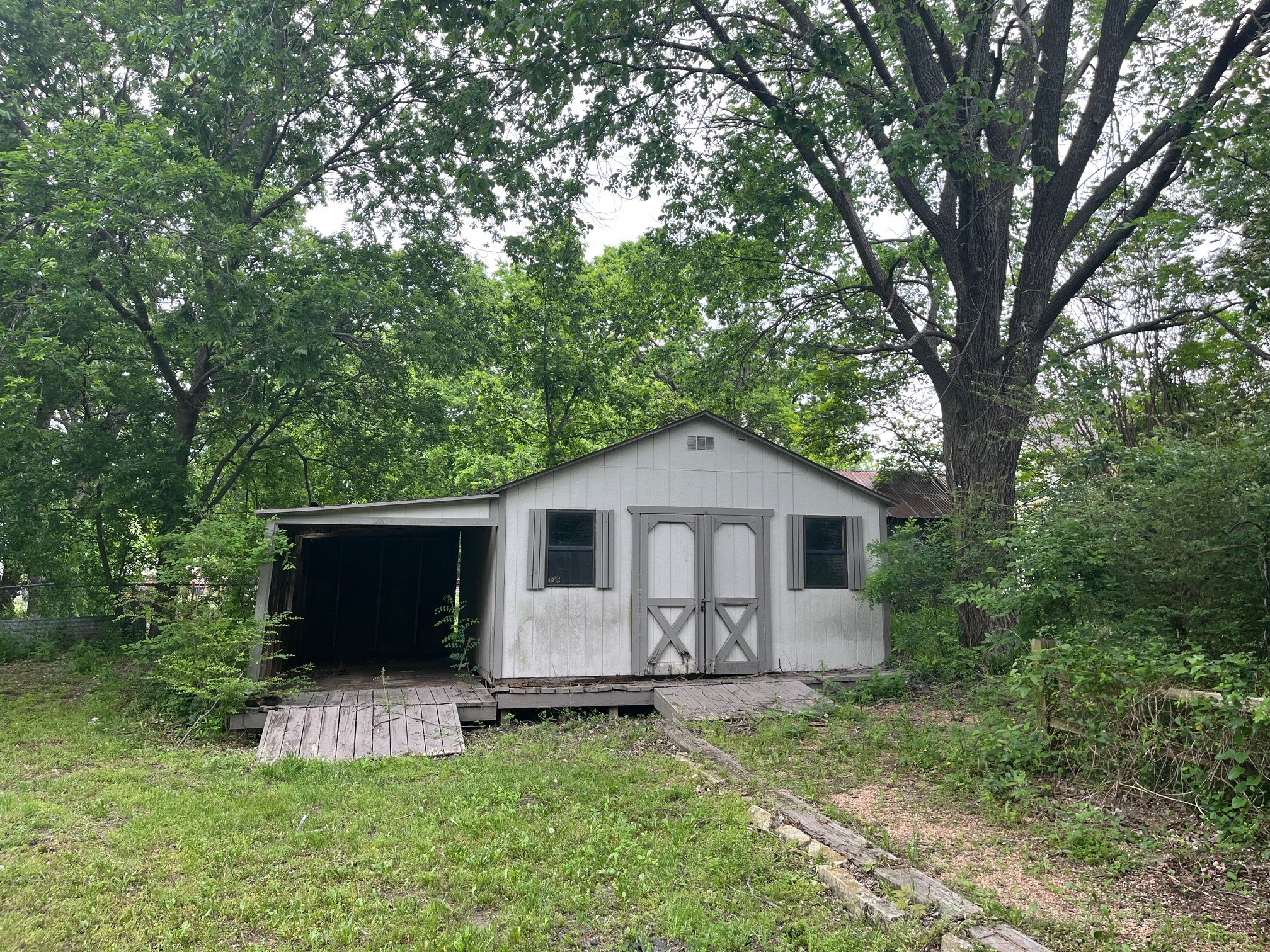402 E Grand Street Whitewright TX 75491