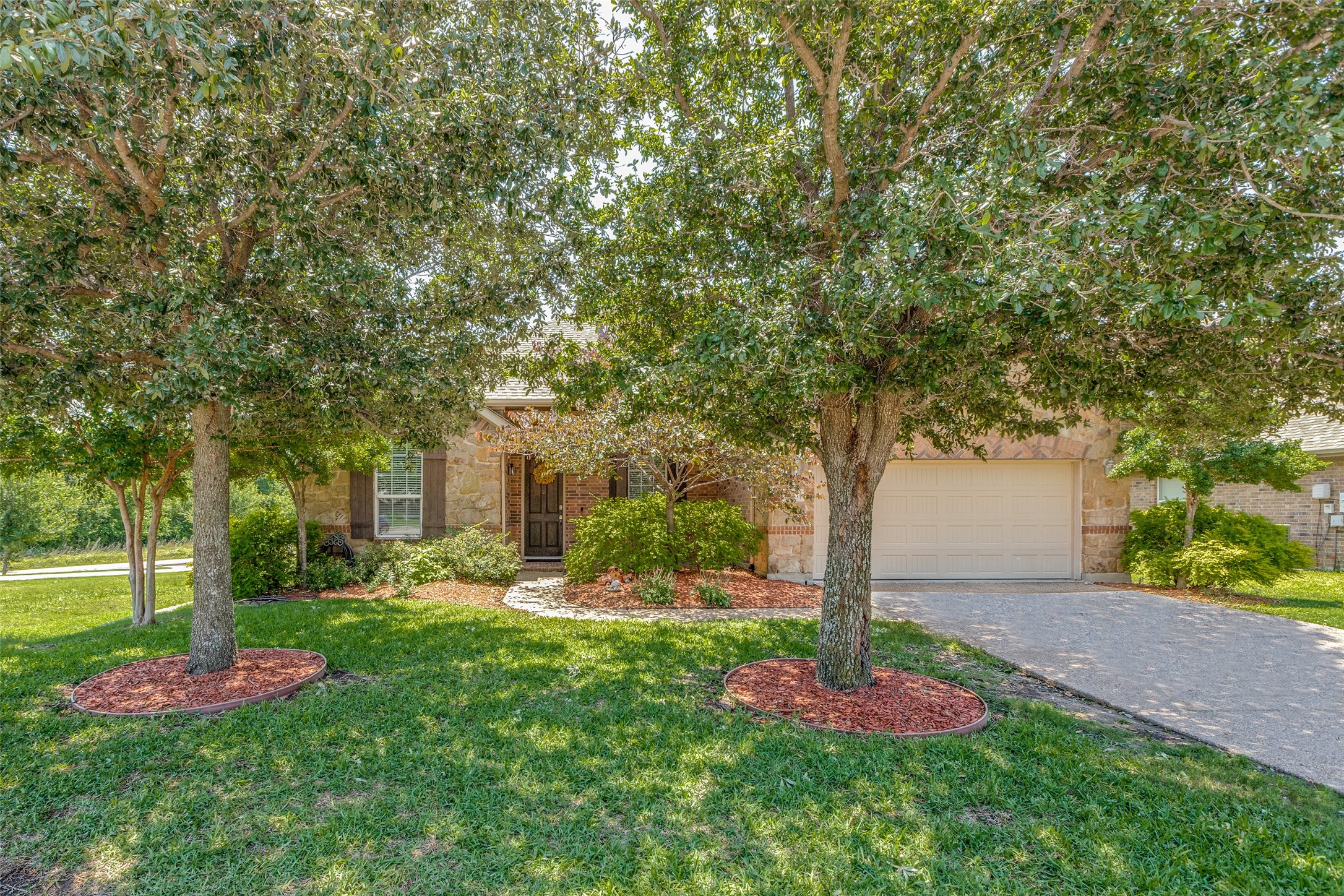 2604 Maple Drive Little Elm TX 75068