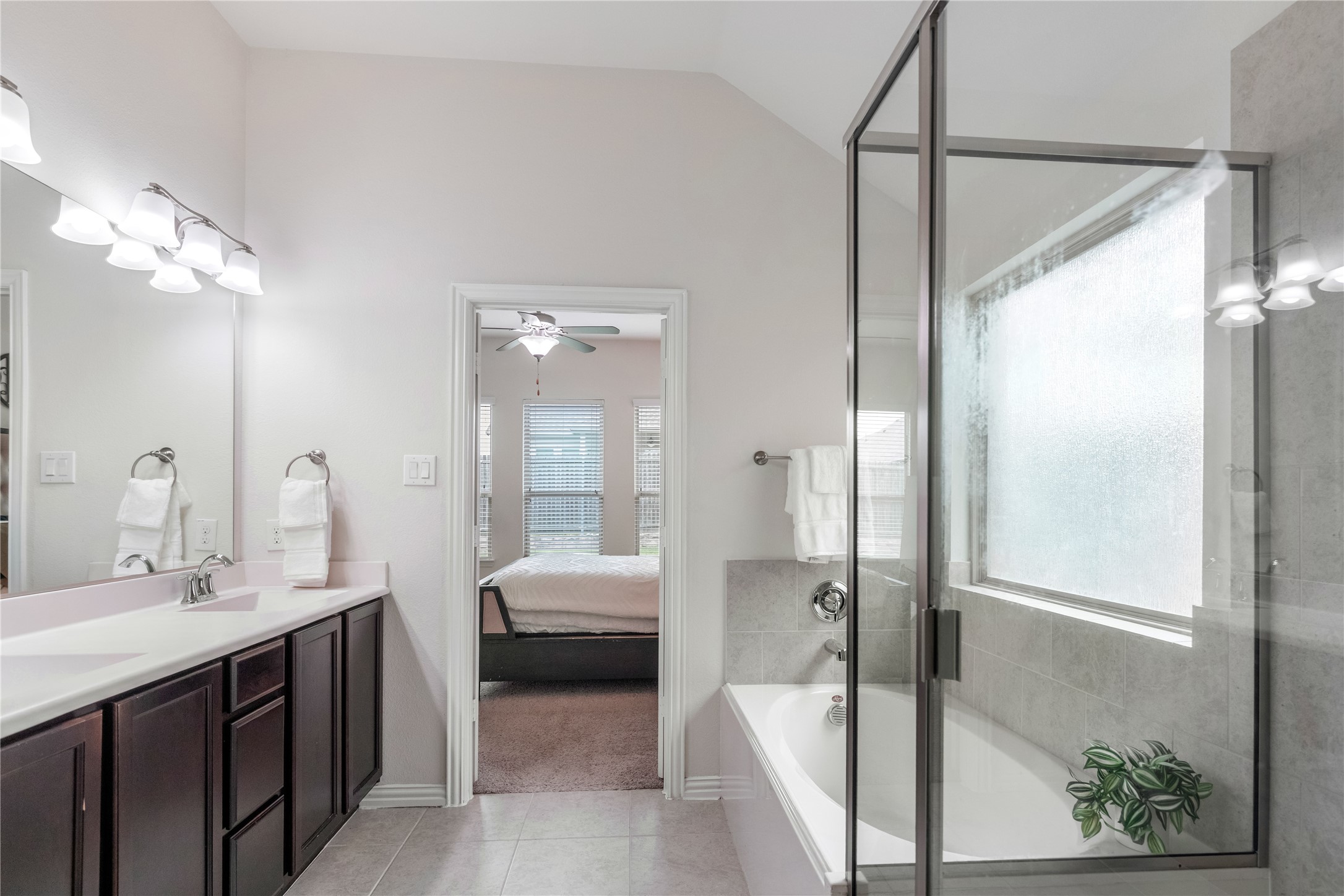 816 Skytop Drive Fort Worth TX 76052