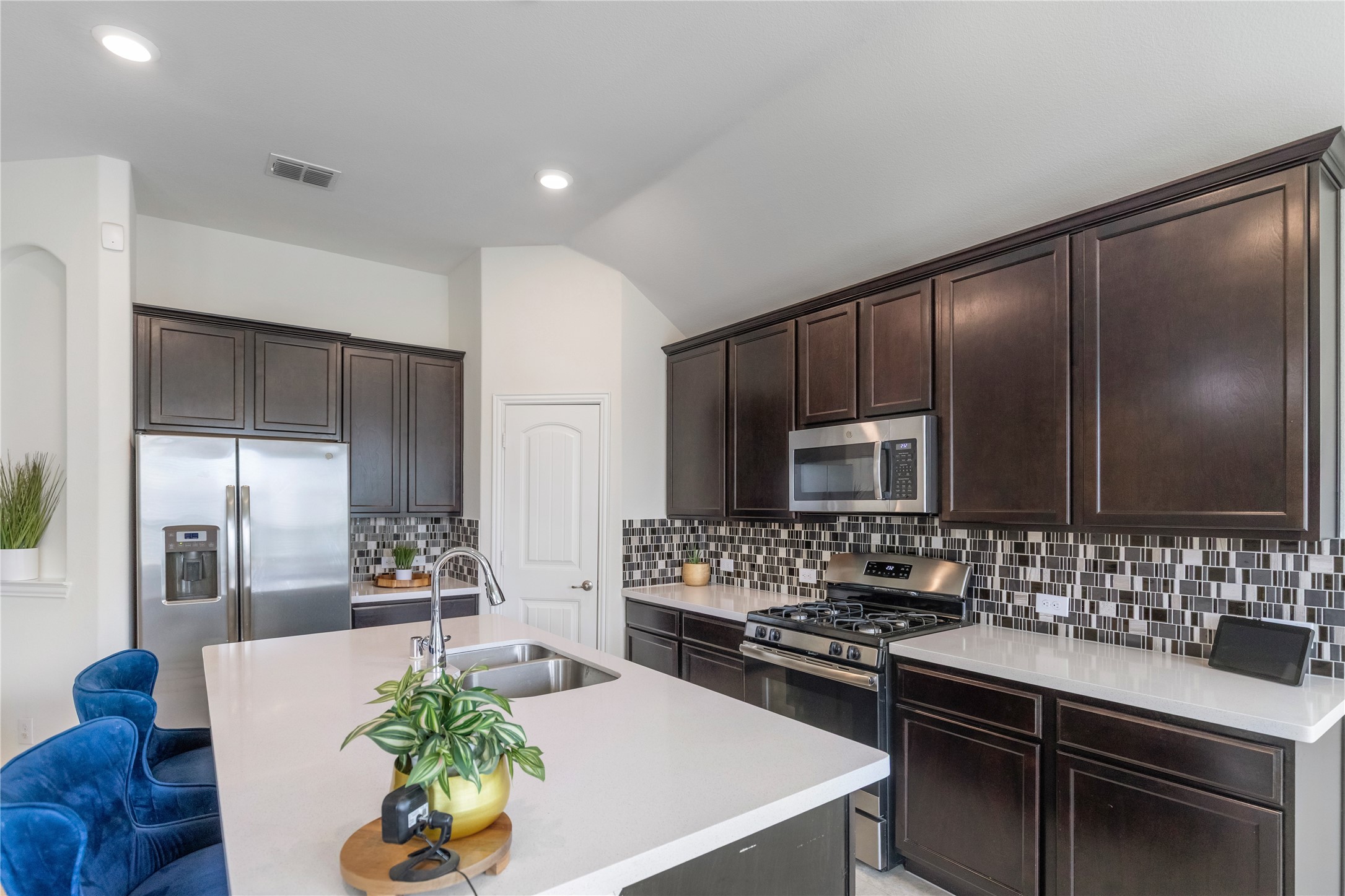 816 Skytop Drive Fort Worth TX 76052
