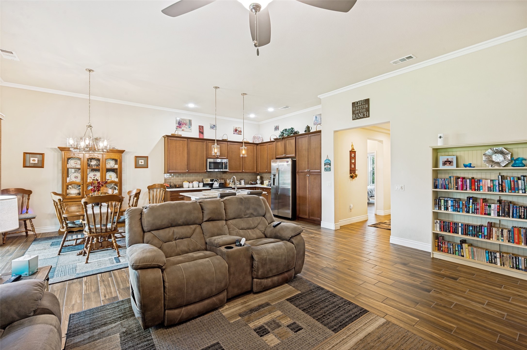 9904 Orangewood Trail Denton TX 76207