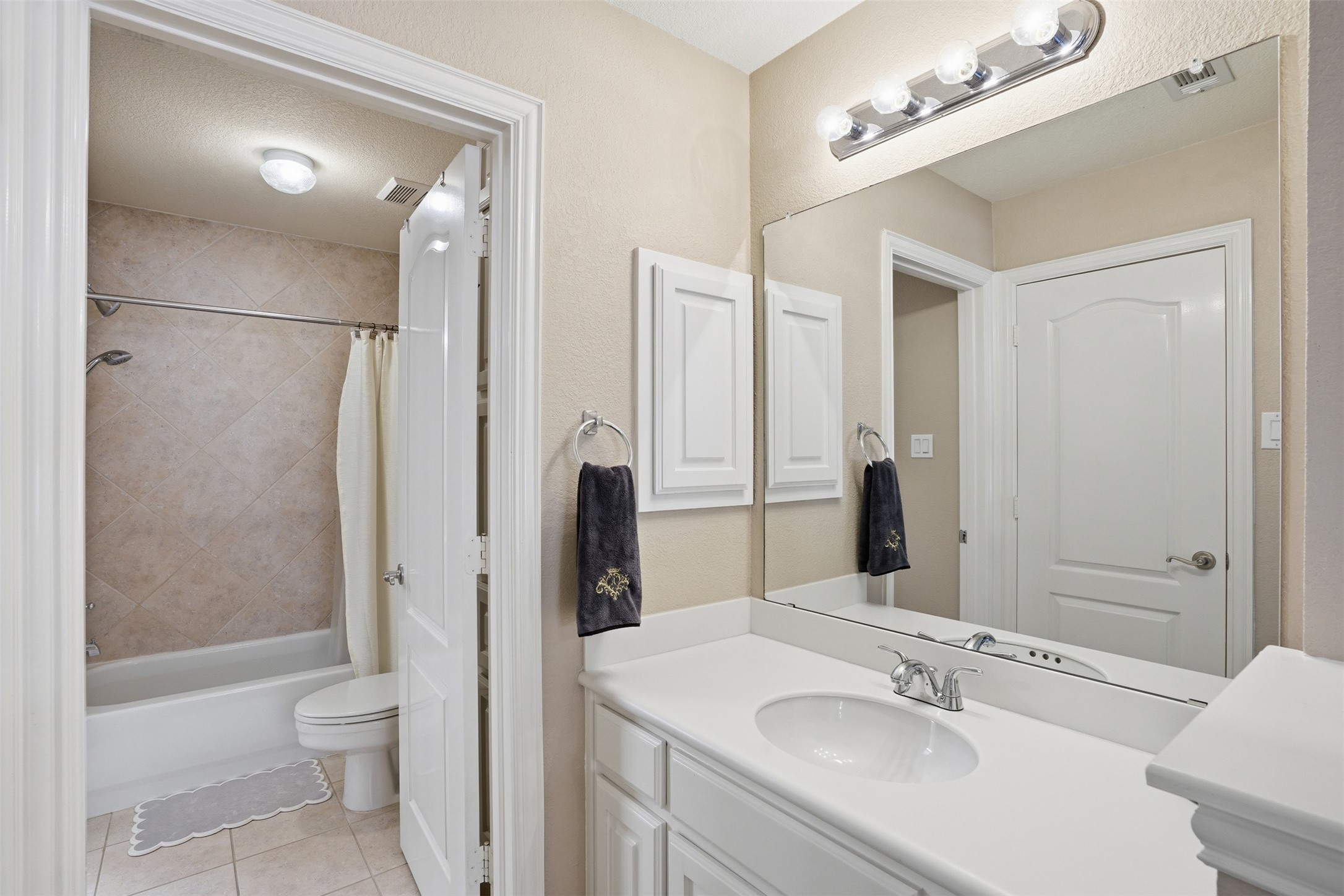 8830 Kameryn Lane Lantana TX 76226