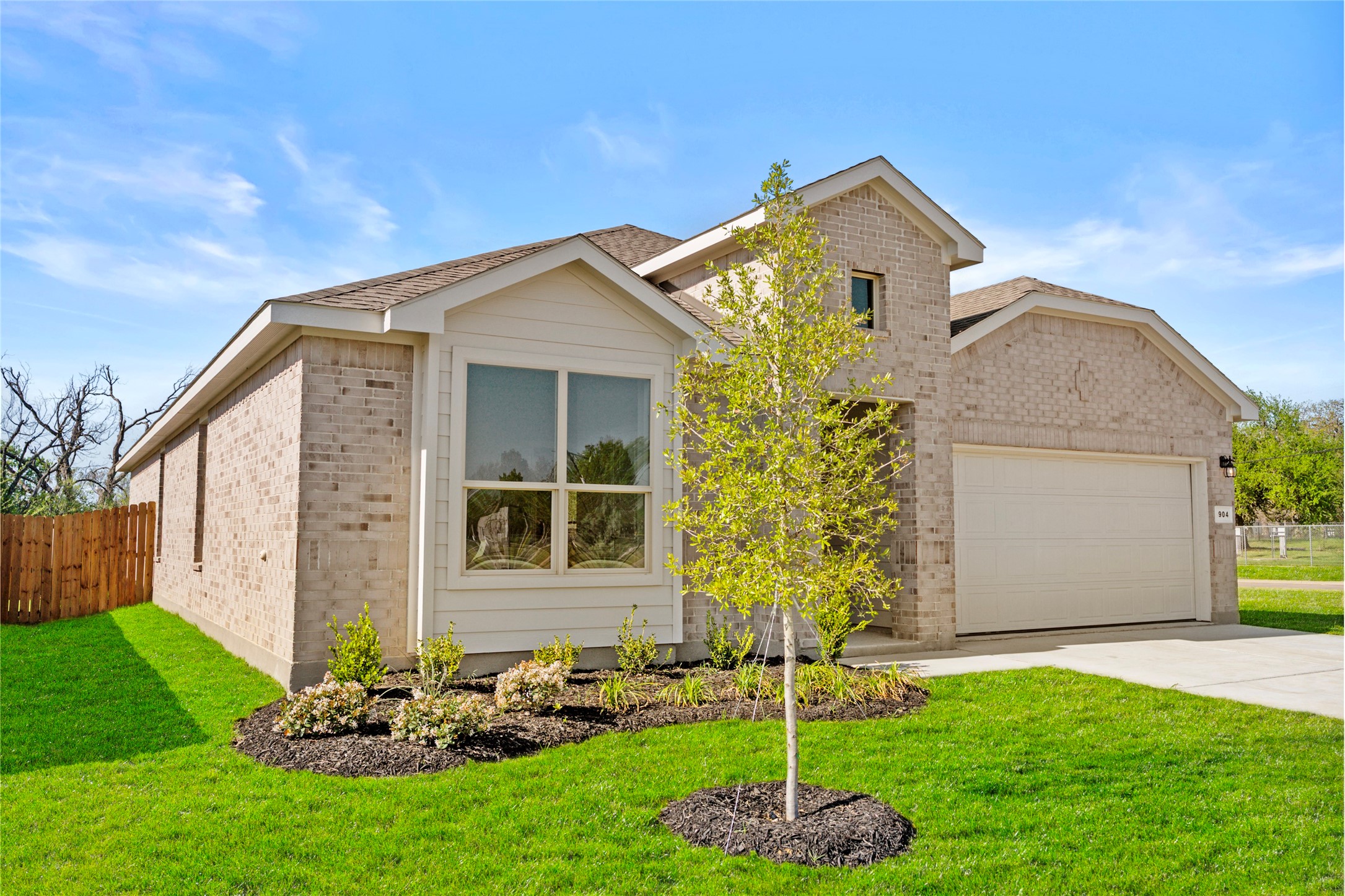904 Traction Trail Cleburne TX 76031