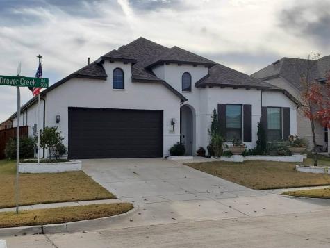 1924 Drover Creek Road Aubrey TX 76227
