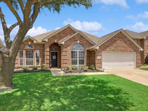 5928 Lorenzo Drive Grand Prairie TX 75052