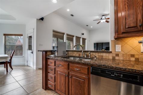 1122 Winding Wood Trail Scurry TX 75158