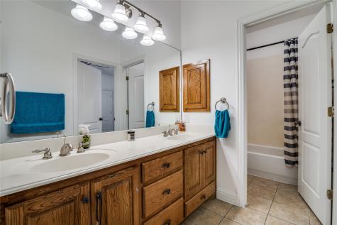 1122 Winding Wood Trail Scurry TX 75158