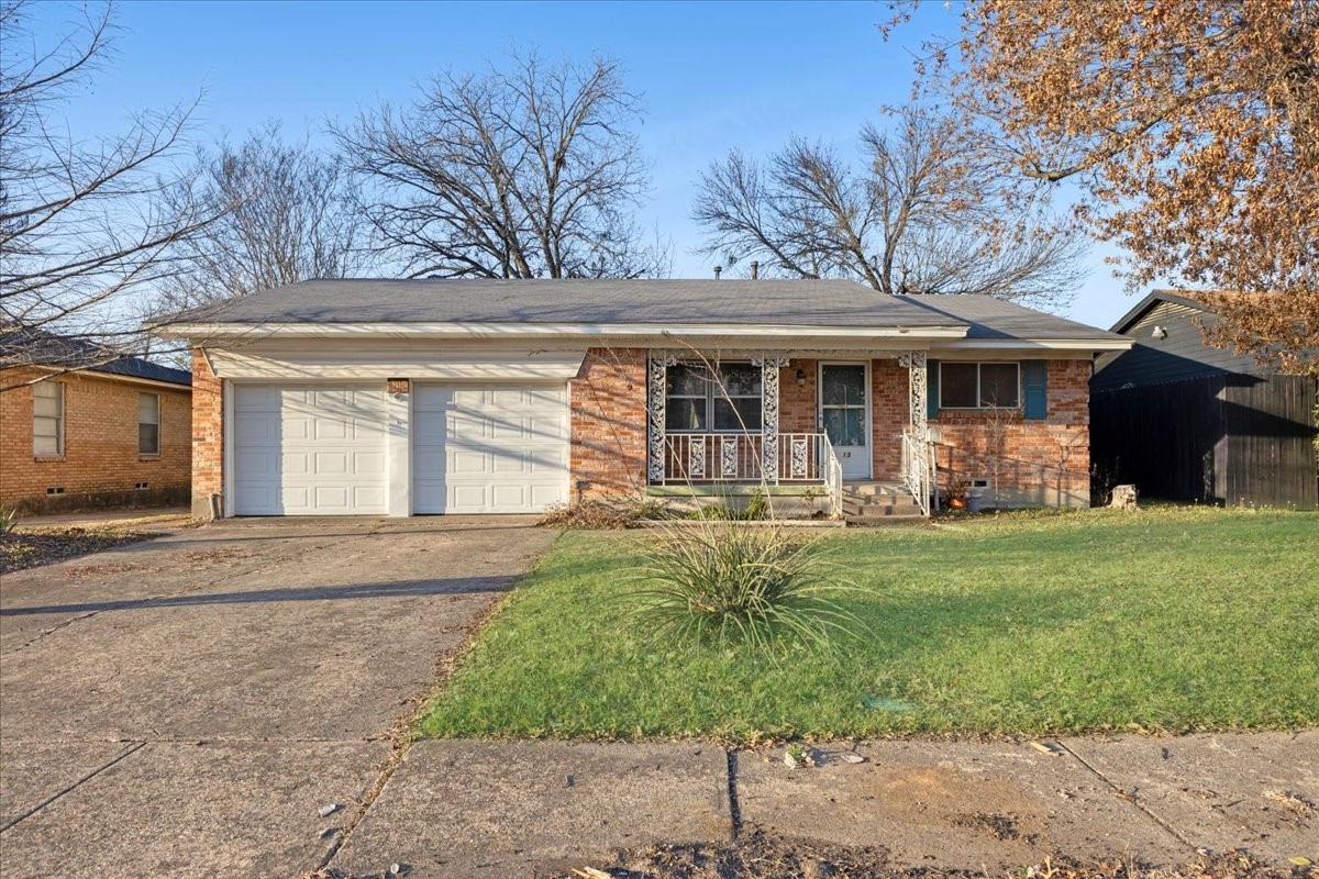 1113 Bandera Lane Garland TX 75040