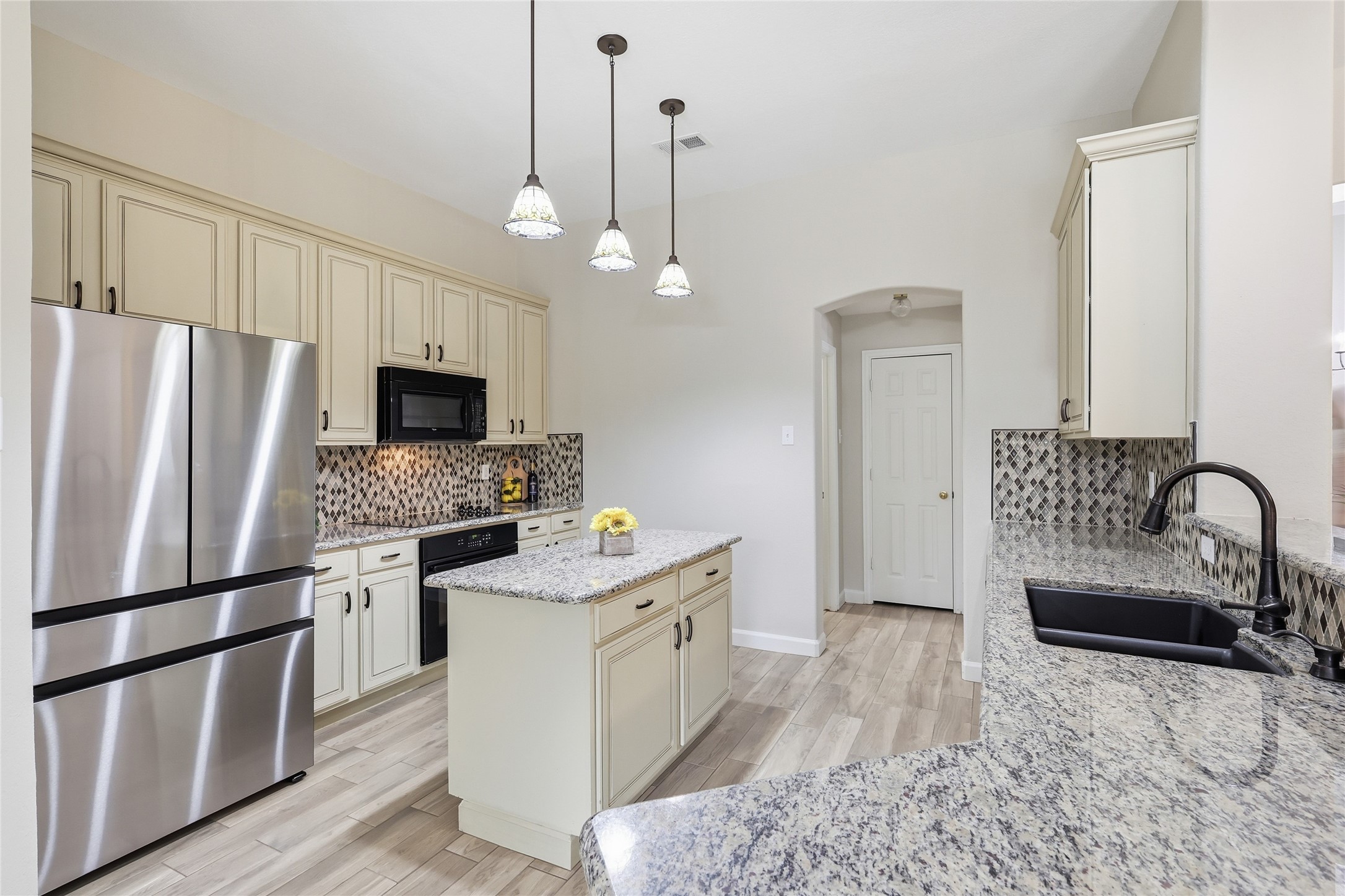 2402 Ravinia Drive Corinth TX 76208