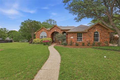 2402 Ravinia Drive Corinth TX 76208