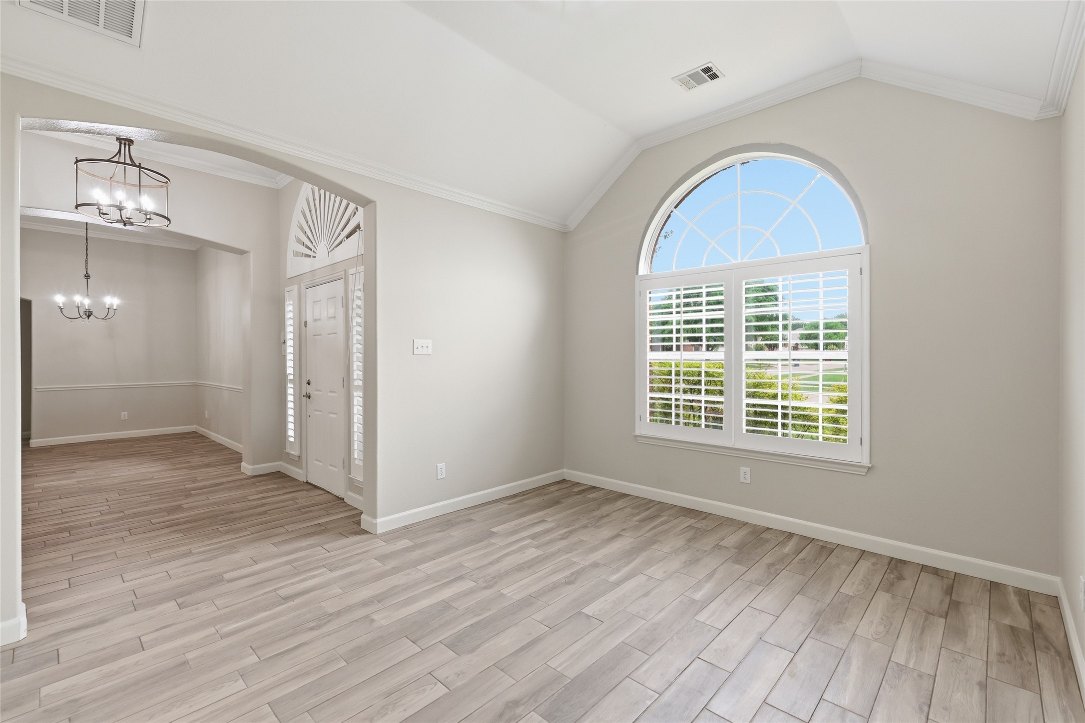 2402 Ravinia Drive Corinth TX 76208