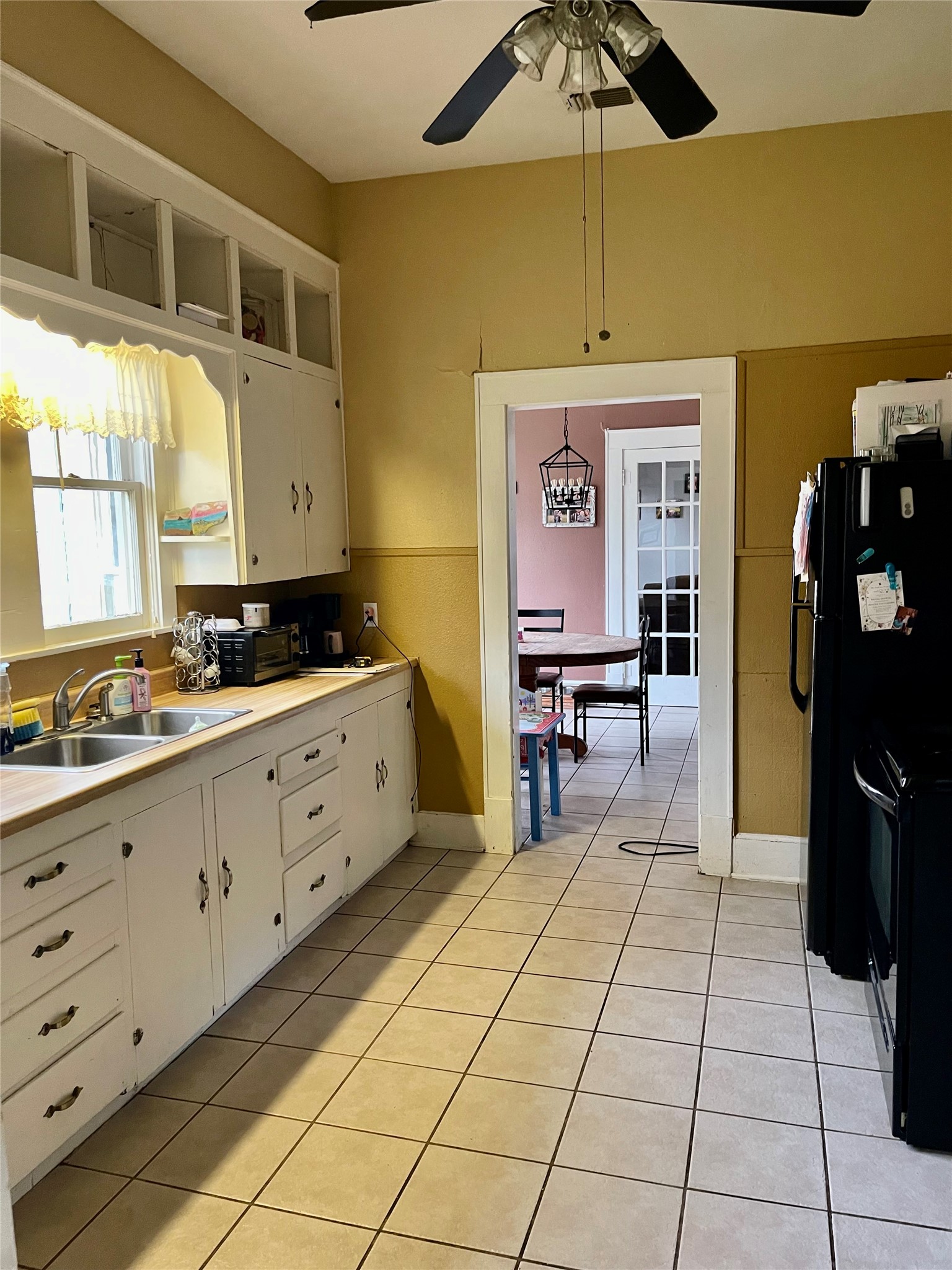 1023 N Spring Street Grand Saline TX 75140