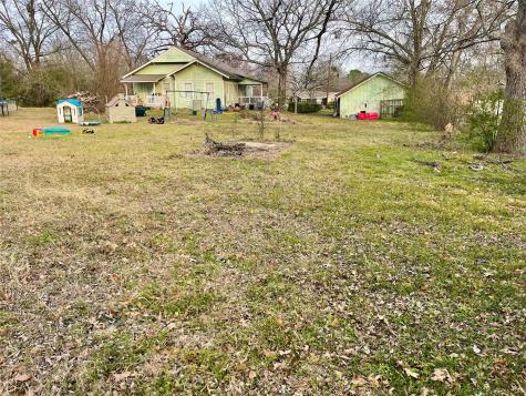 1023 N Spring Street Grand Saline TX 75140