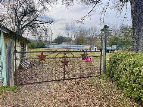 1023 N Spring Street Grand Saline TX 75140