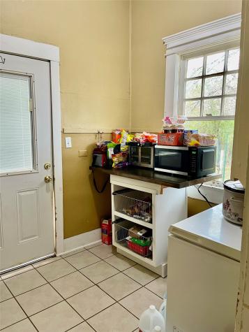 1023 N Spring Street Grand Saline TX 75140