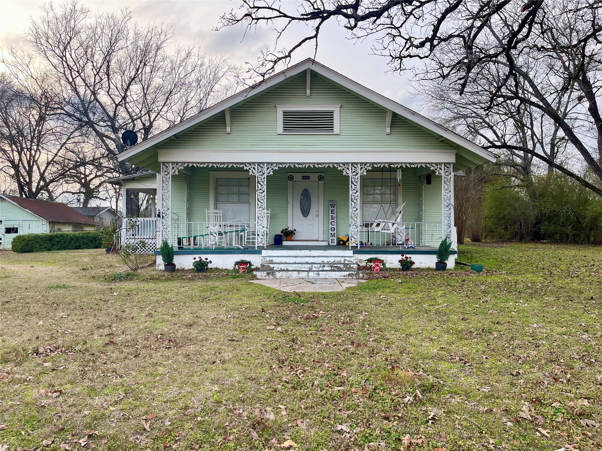 1023 N Spring Street Grand Saline TX 75140